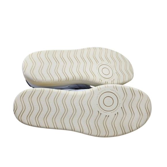 New Balance Unisex The Intelligent Choice CT302 Lace Up Sneakers - 10.5 - Picture 9 of 9